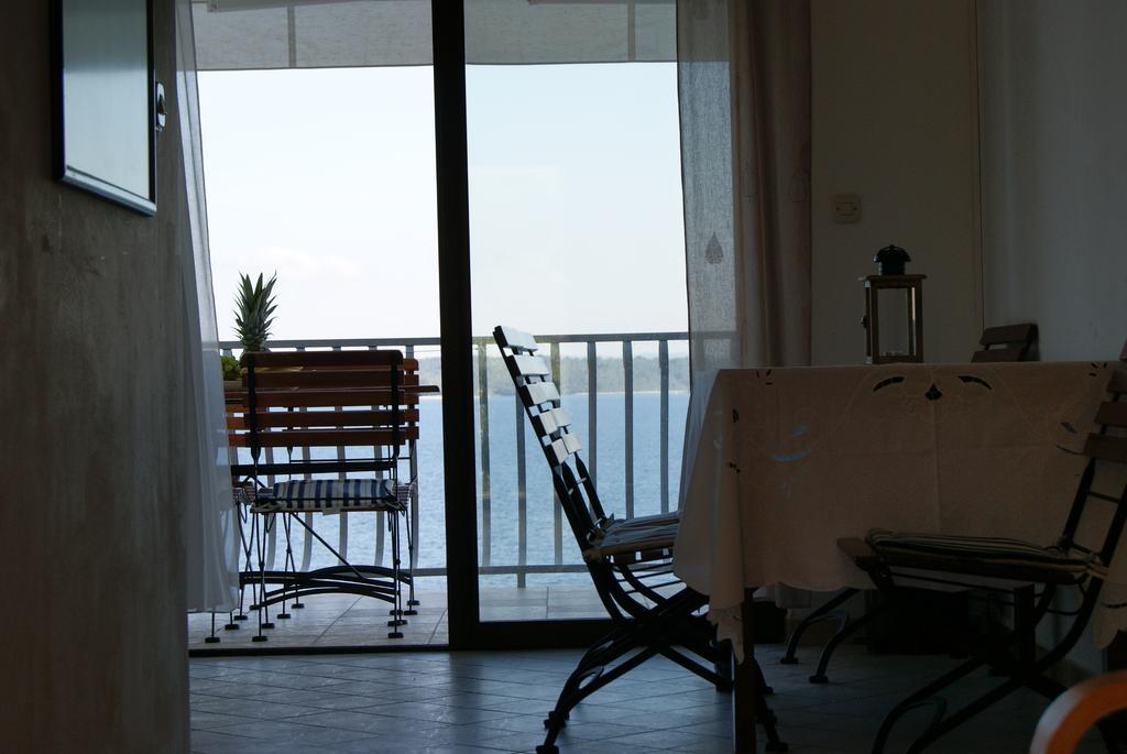 Apartmani Braco Caratan Завала Екстериор снимка