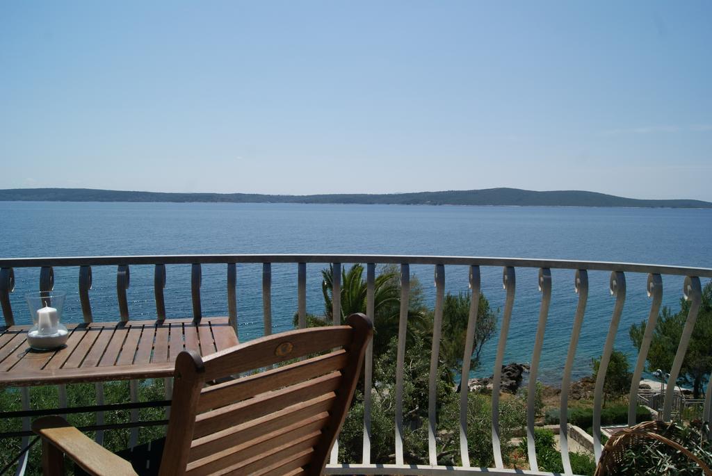 Apartmani Braco Caratan Завала Екстериор снимка